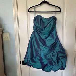 Elegant Teal Strapless Dress